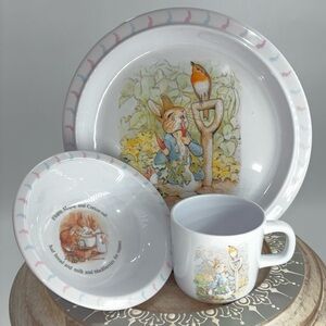 Children's Peter Rabbit Dinnerware Set F. Warne & Co 1990 (Melamine)
